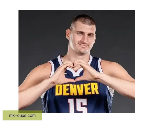 约基奇连续两季场均三双成就历史首位中锋引领NBA新篇章